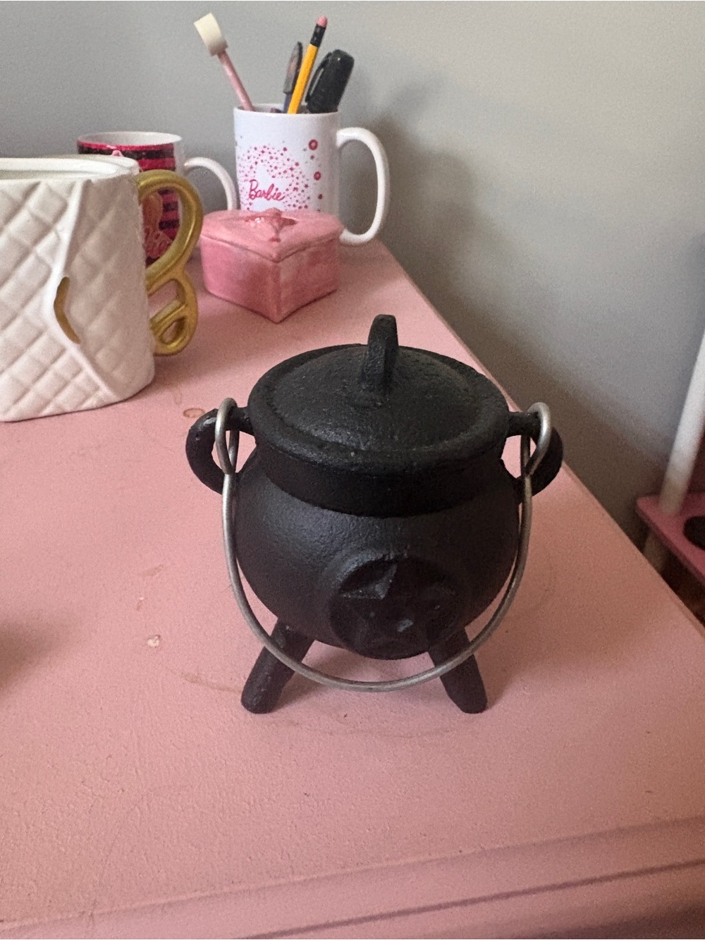 Mini Cast Iron Cauldron Pot with Handle - Black